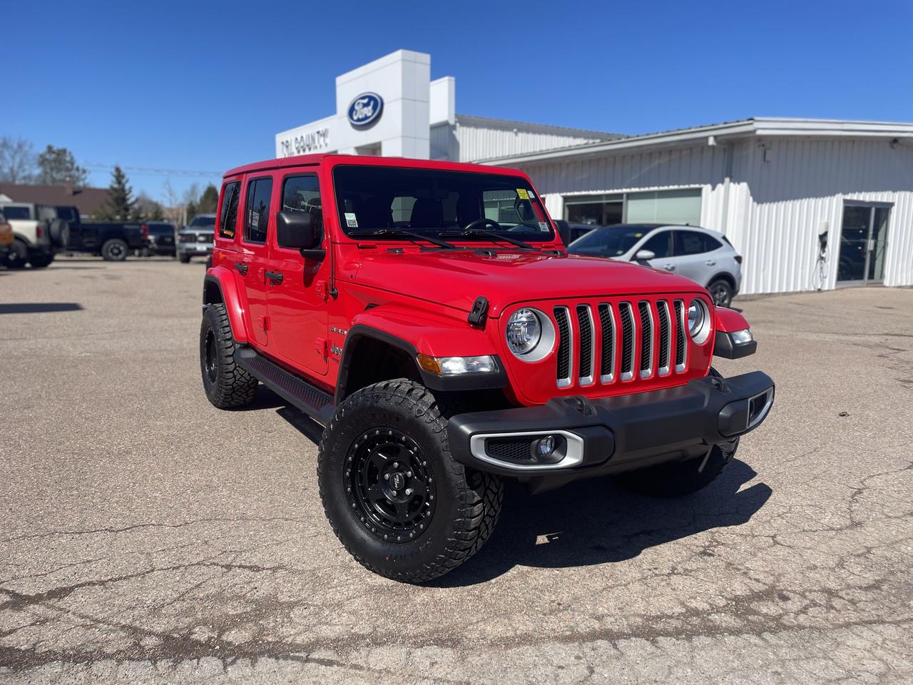 2021 Jeep Wrangler Unlimited Sahara Photo0