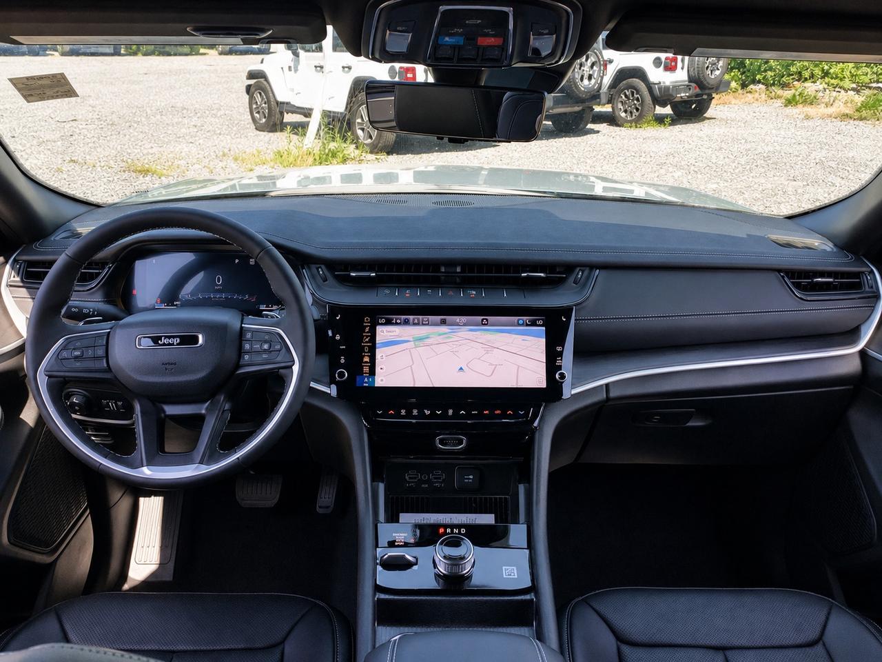 2026 Jeep Grand Cherokee L L LIMITED ALTITUDE | Pano Roof | Lux Tech 2 Photo
