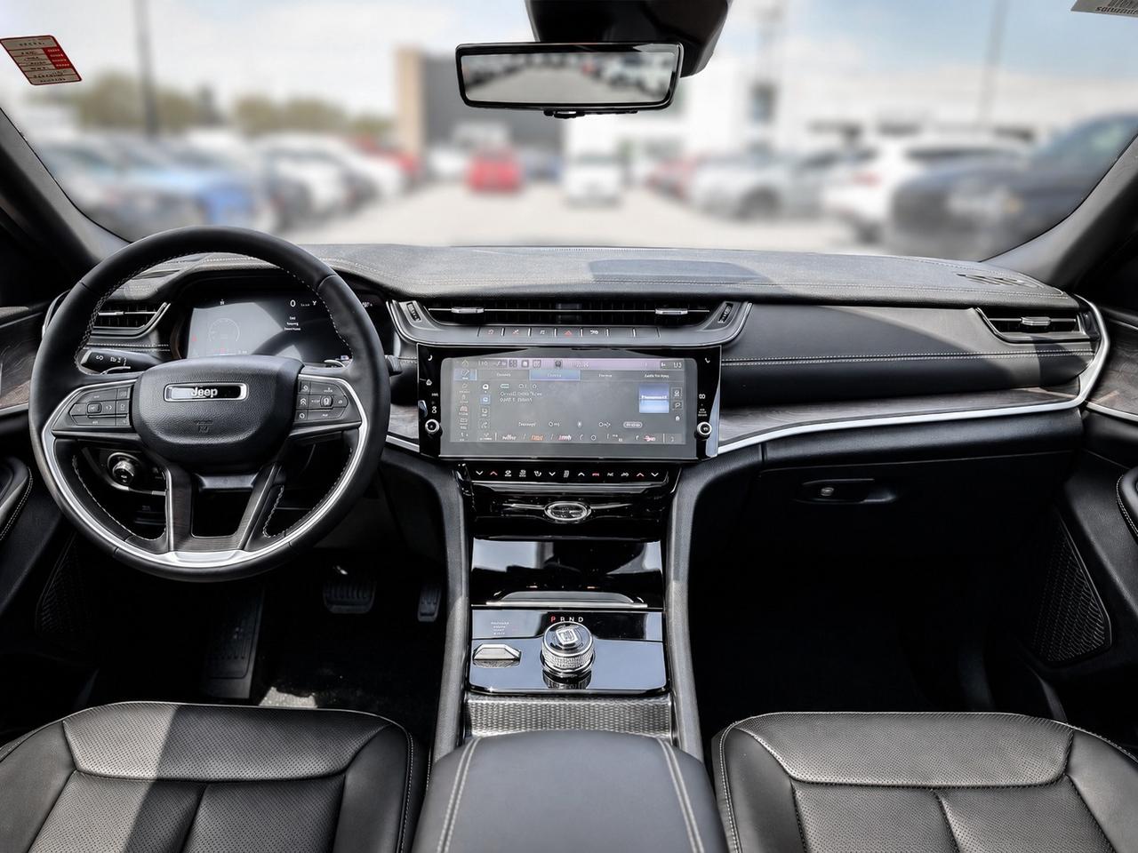 2026 Jeep Grand Cherokee L LIMITED ALTITUDE | Pano Roof | Leather | Nav | 4x4 Photo