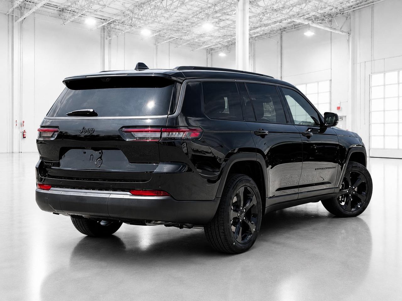 2026 Jeep Grand Cherokee L L LIMITED ALTITUDE | Lux Tech 2 | Pano Roof | 4x4 Photo