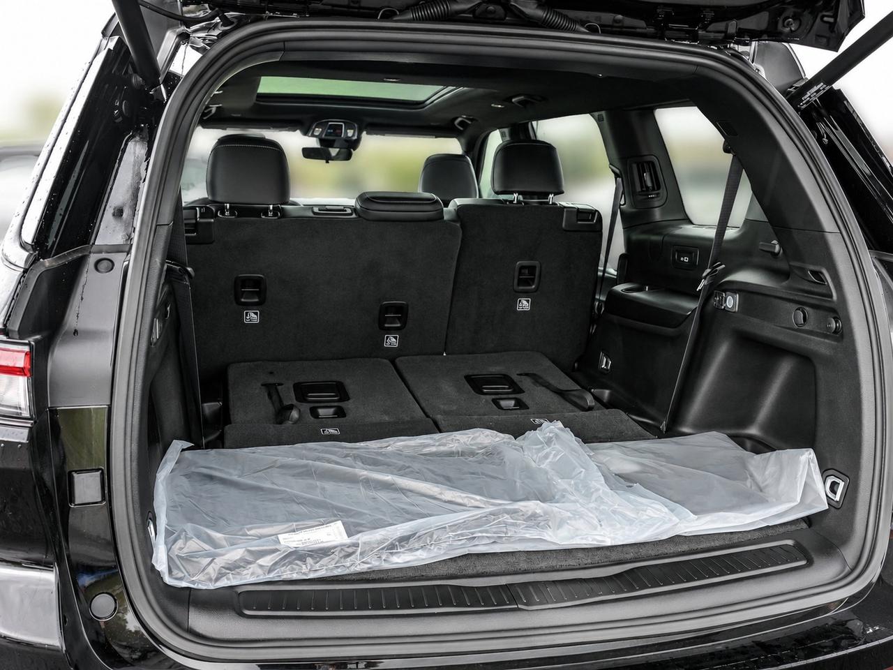 2026 Jeep Grand Cherokee L L LIMITED ALTITUDE | Lux Tech 2 | Pano Roof | 4x4 Photo