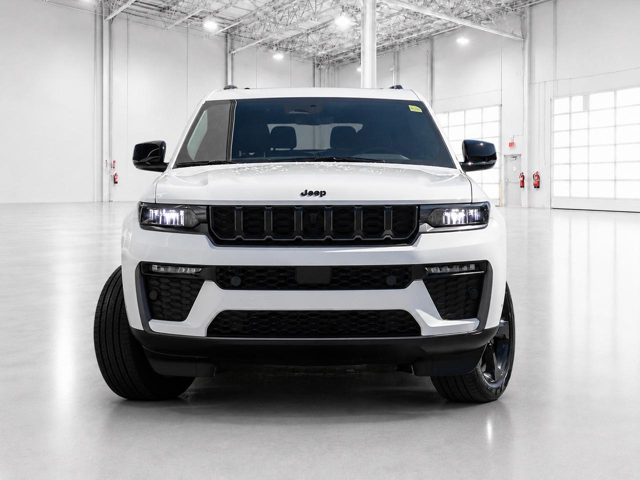 2026 Jeep Grand Cherokee L L LIMITED ALTITUDE | Pano Roof | Lux Tech 2 Photo2