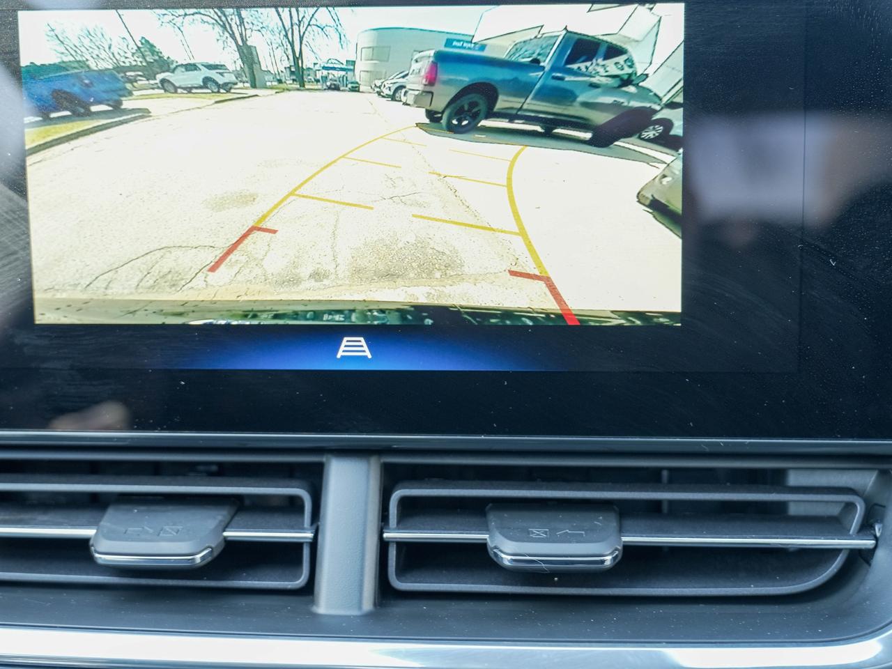 2025 Chevrolet Trax FWD 4dr 2RS | SURPRISINGLY SPACIOUS Photo