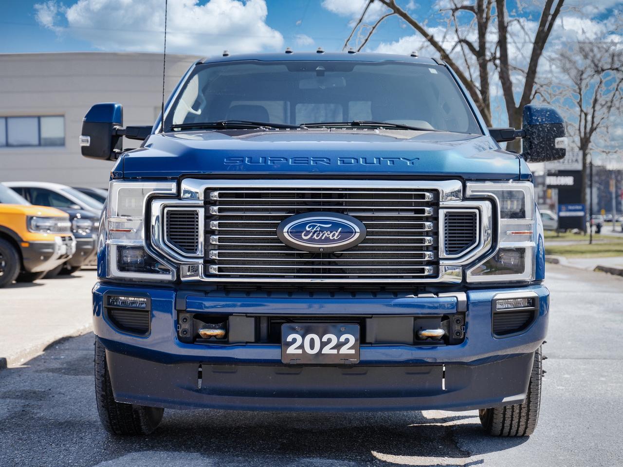 2022 Ford F-350 Super Duty DUALLY | SERIOUS TOWING | ONE OWNER..RARE FIND! Photo