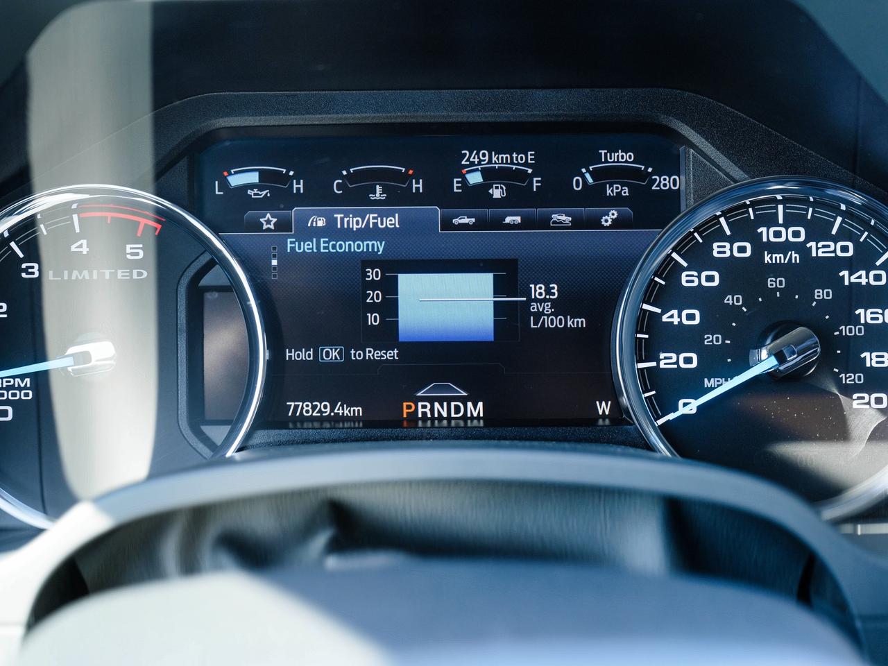 2022 Ford F-350 Super Duty DUALLY | SERIOUS TOWING | ONE OWNER..RARE FIND! Photo