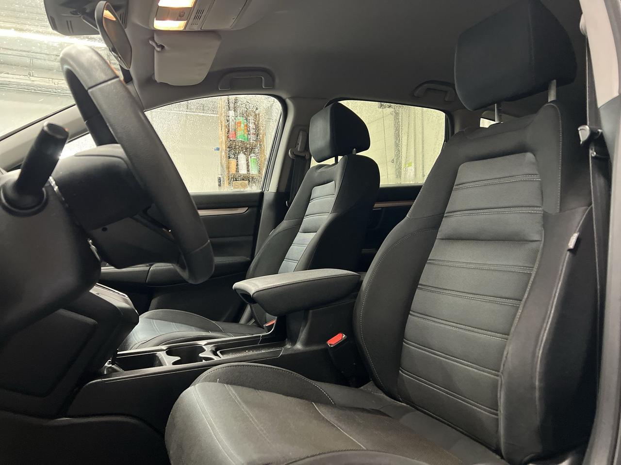 2017 Honda CR-V AWD | HTD SEATS | CARPLAY | ALLOYS | ADAPT. CRUISE Photo2