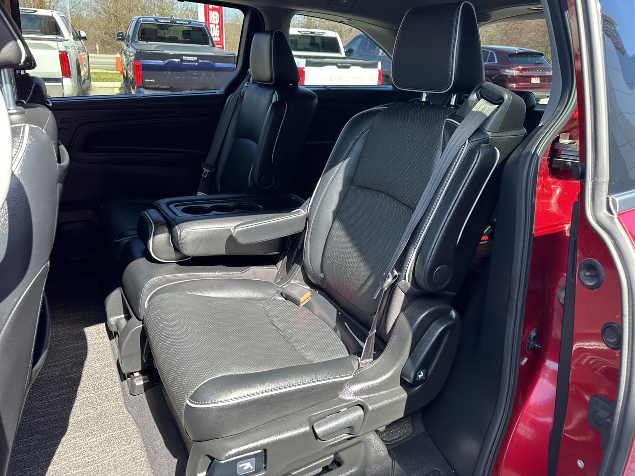 2022 Honda Odyssey Touring Photo