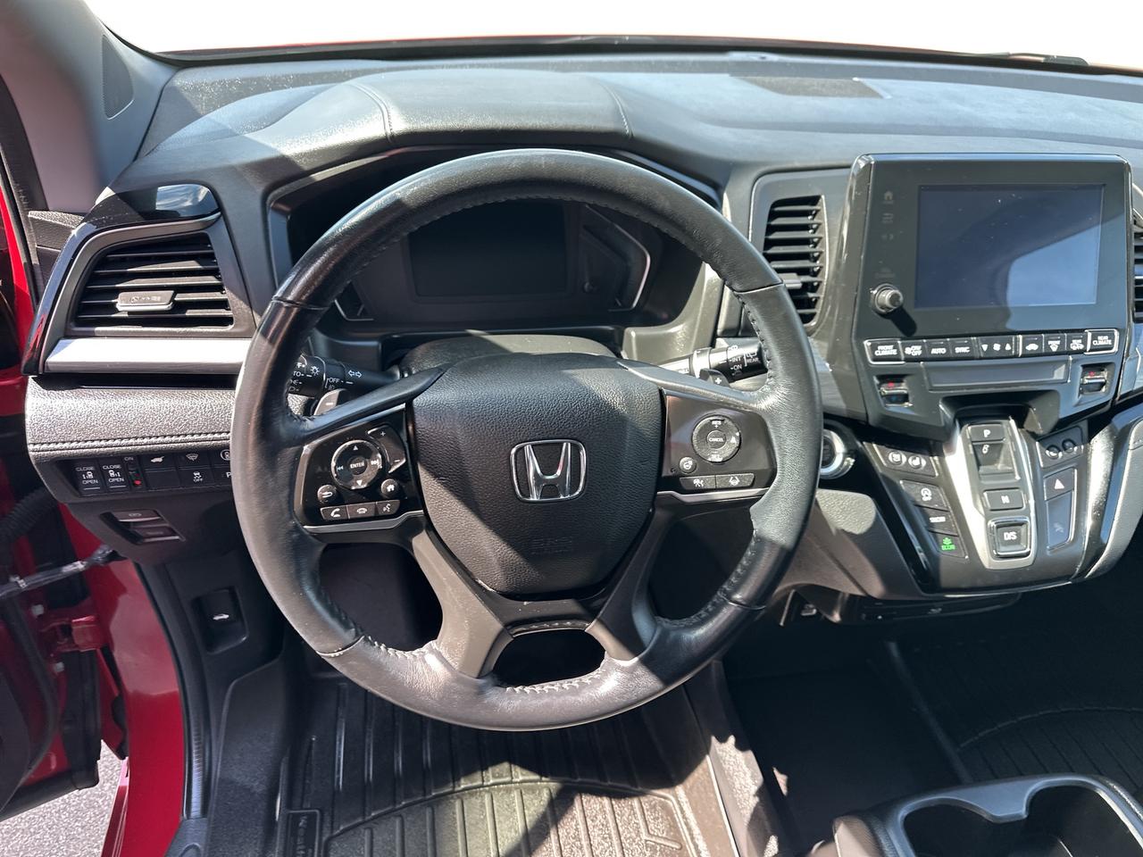 2022 Honda Odyssey Touring Photo