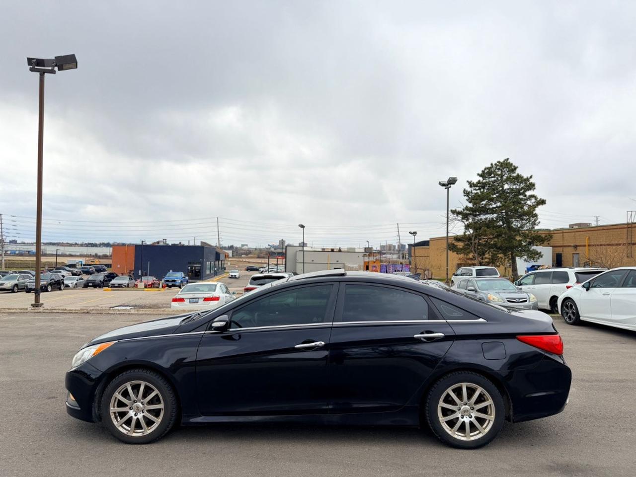 2014 Hyundai Sonata Limited 4dr Sedan Automatic Photo