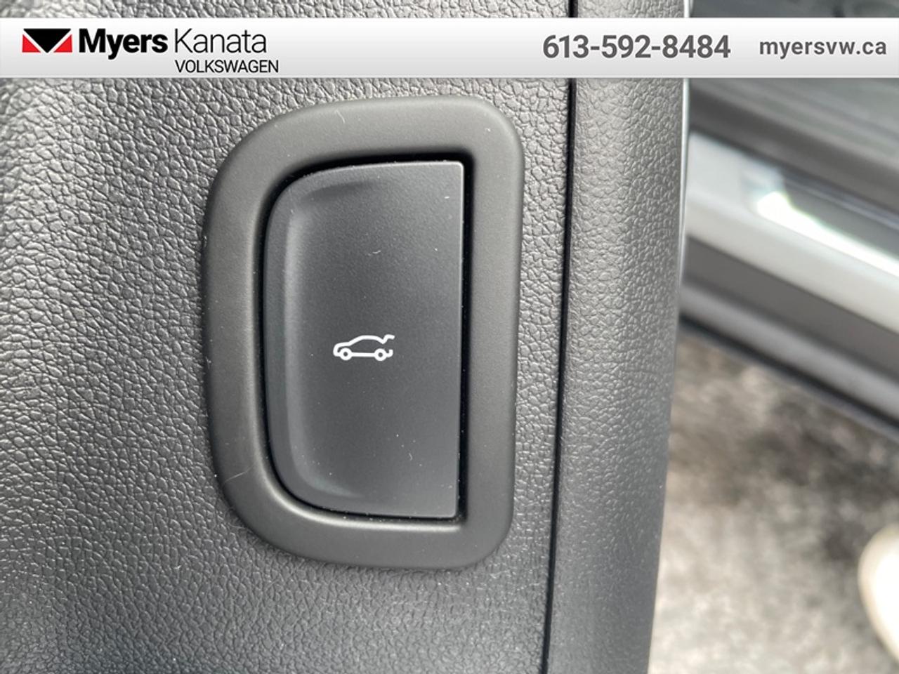 2024 GMC Acadia AT4  - Tow Package Photo