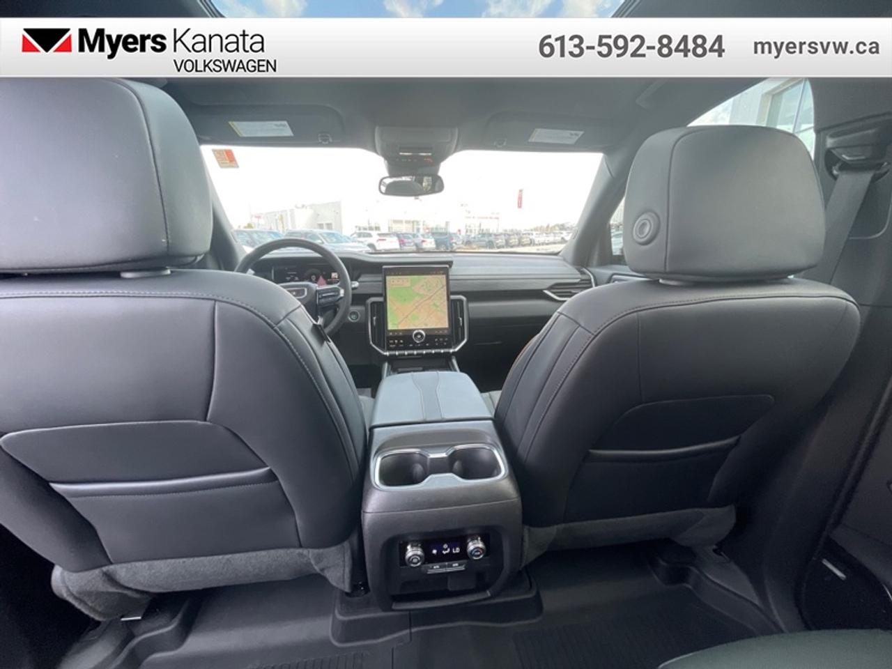 2024 GMC Acadia AT4  - Tow Package Photo