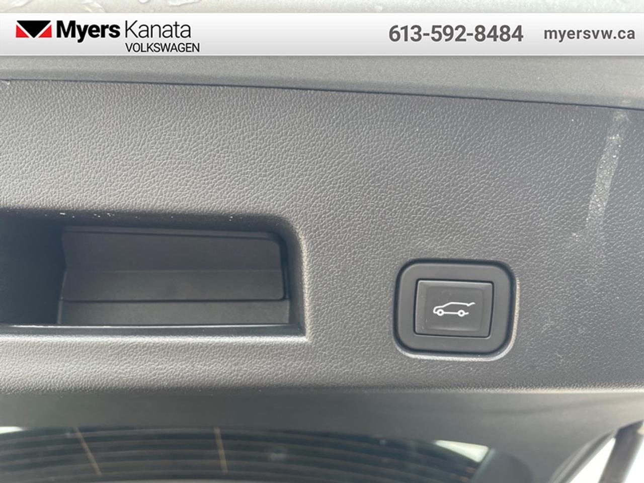 2024 GMC Acadia AT4  - Tow Package Photo