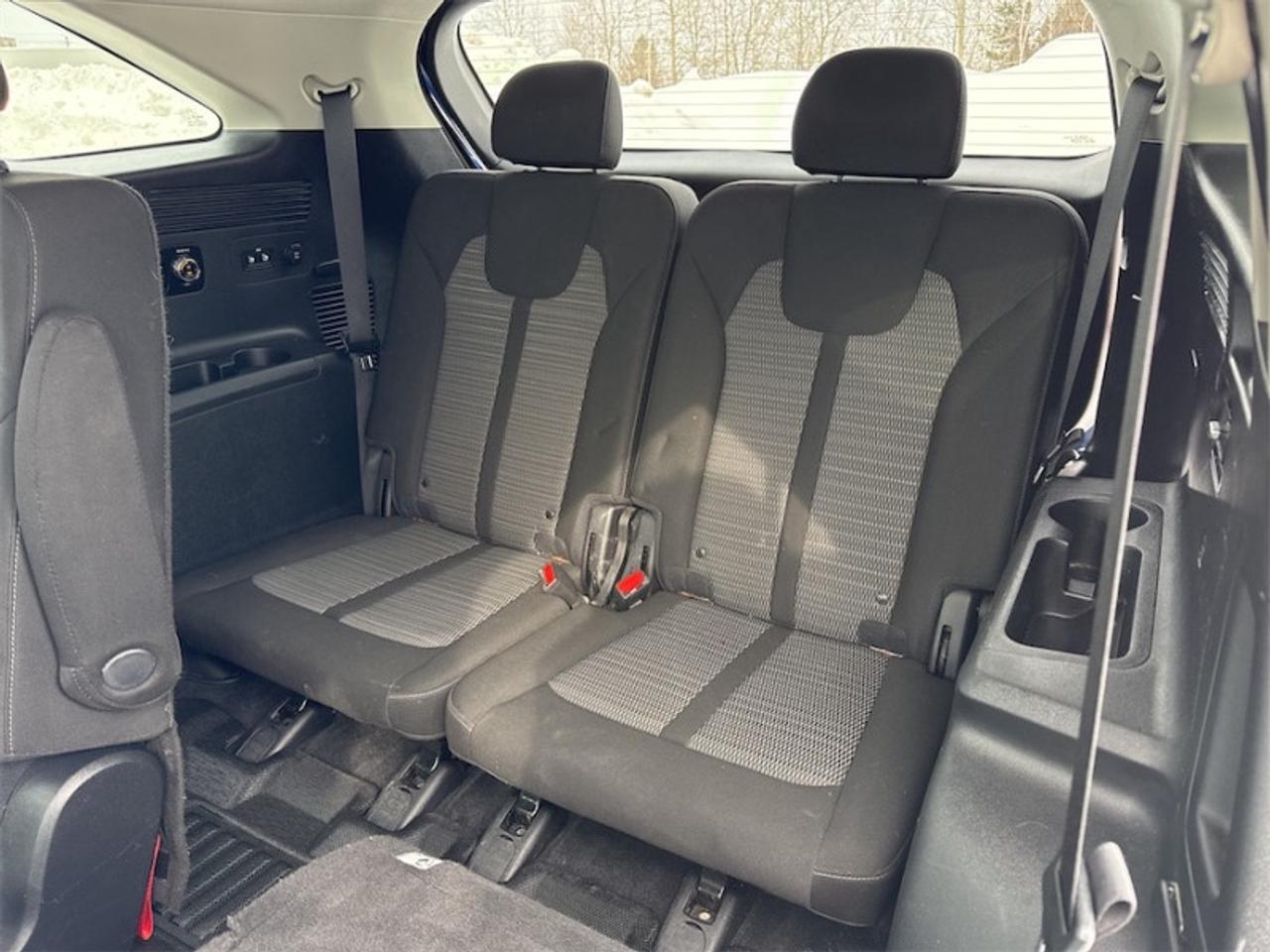 2022 Kia Sorento X-Line  Heated Steering Wheel - $223 B/W Photo