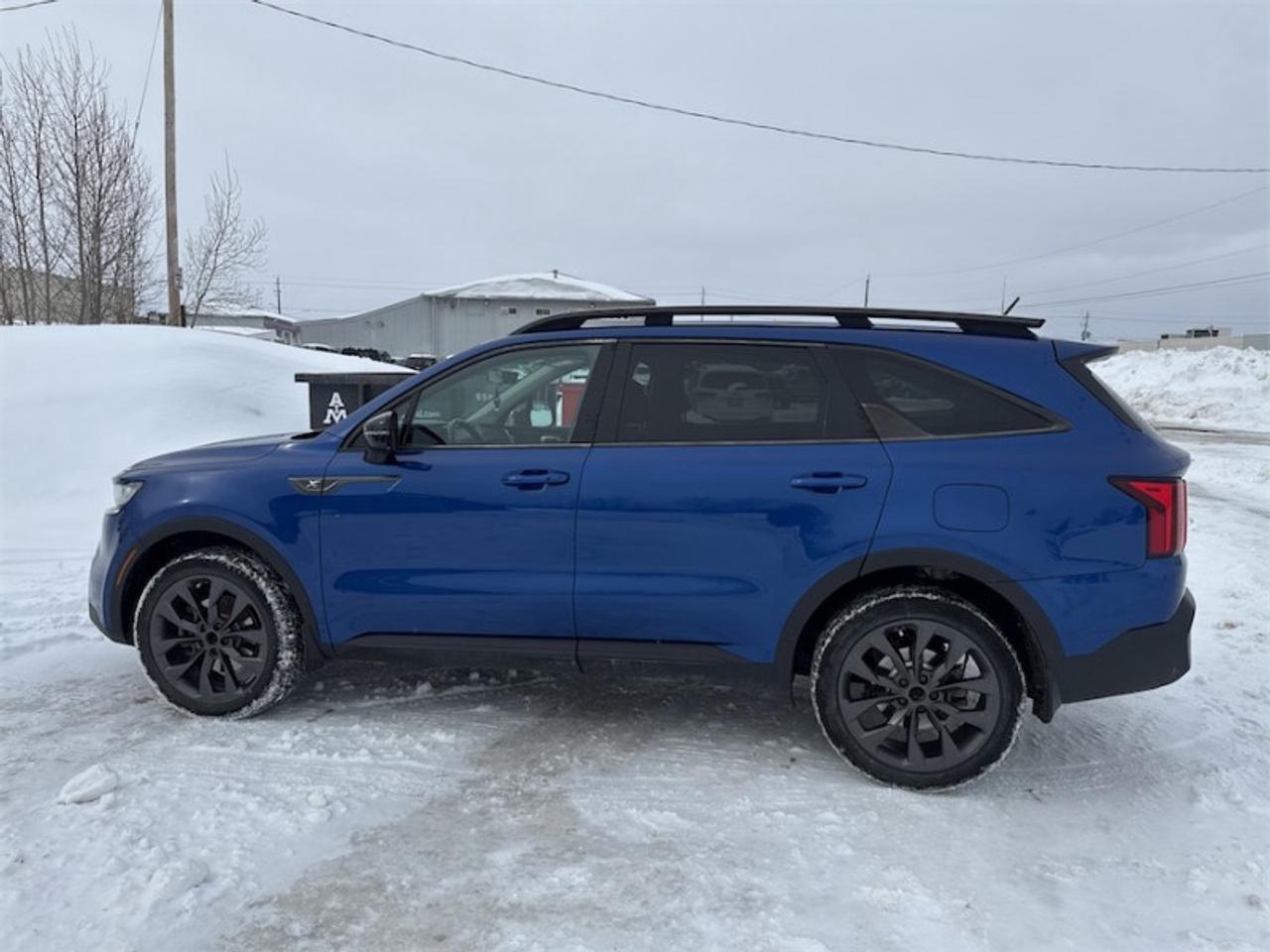 2022 Kia Sorento X-Line  Heated Steering Wheel - $223 B/W Photo