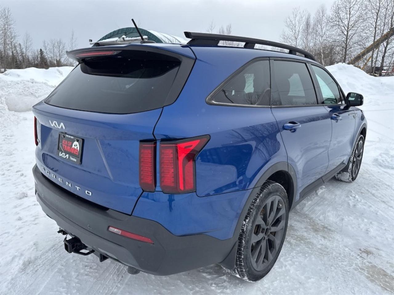 2022 Kia Sorento X-Line  Heated Steering Wheel - $223 B/W Photo