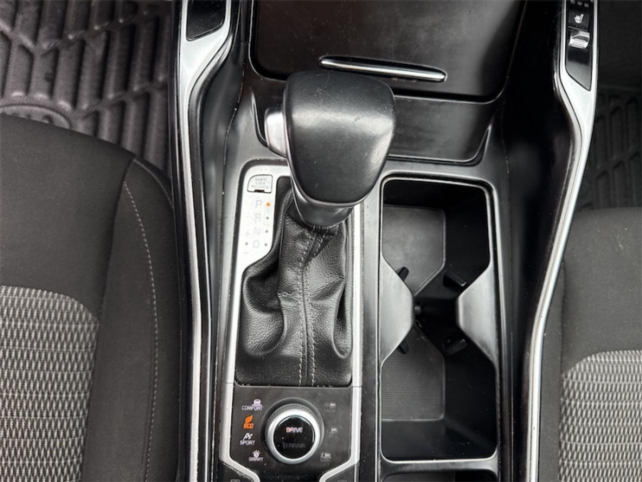 2022 Kia Sorento X-Line  Heated Steering Wheel - $223 B/W Photo