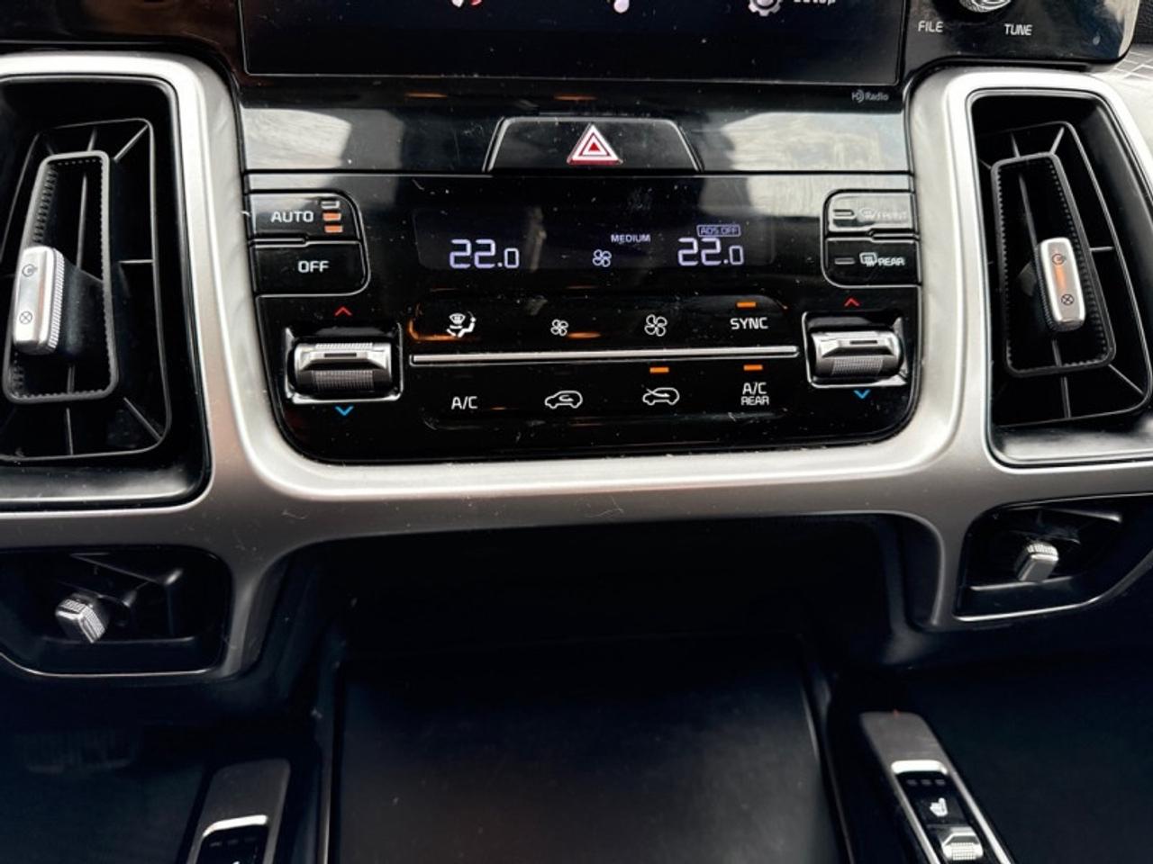 2022 Kia Sorento X-Line  Heated Steering Wheel - $223 B/W Photo