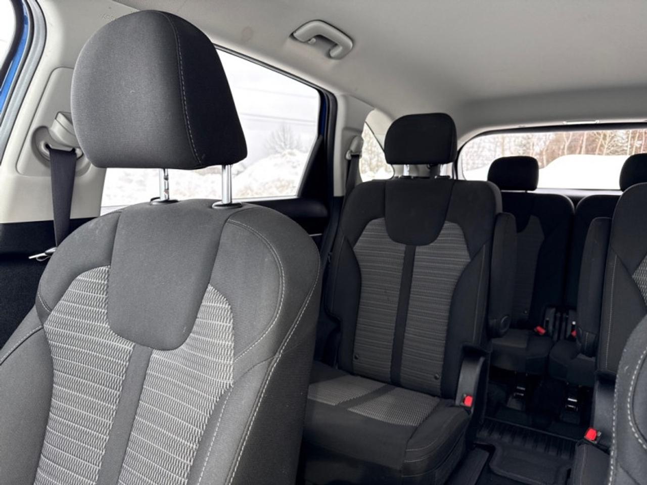 2022 Kia Sorento X-Line  Heated Steering Wheel - $223 B/W Photo