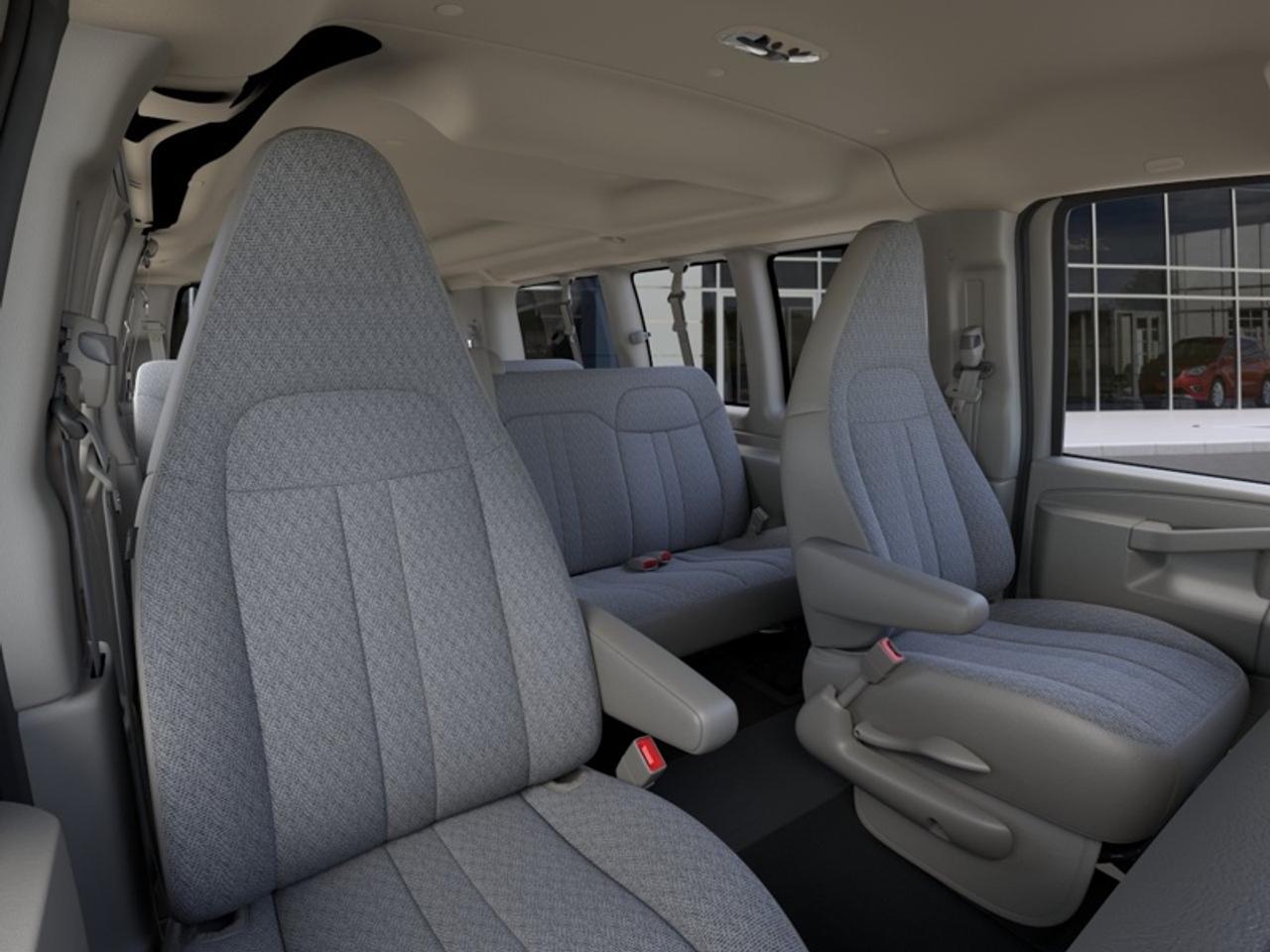 2026 GMC Savana Passenger 2500 135 Photo