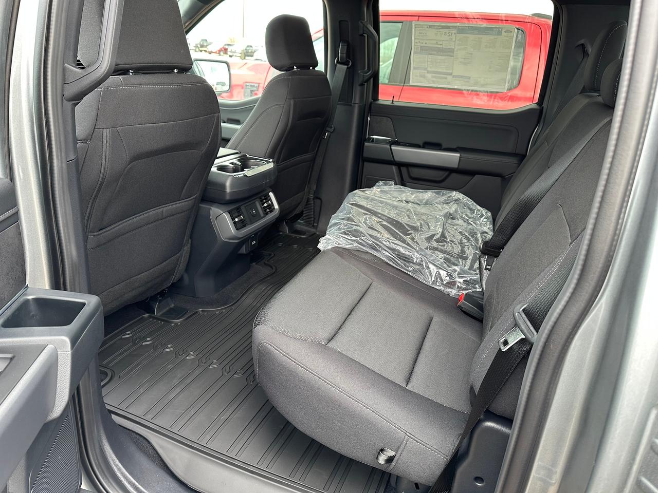 2026 Ford F-150 XLT 4WD SuperCrew 6.5' Box 302A Photo5