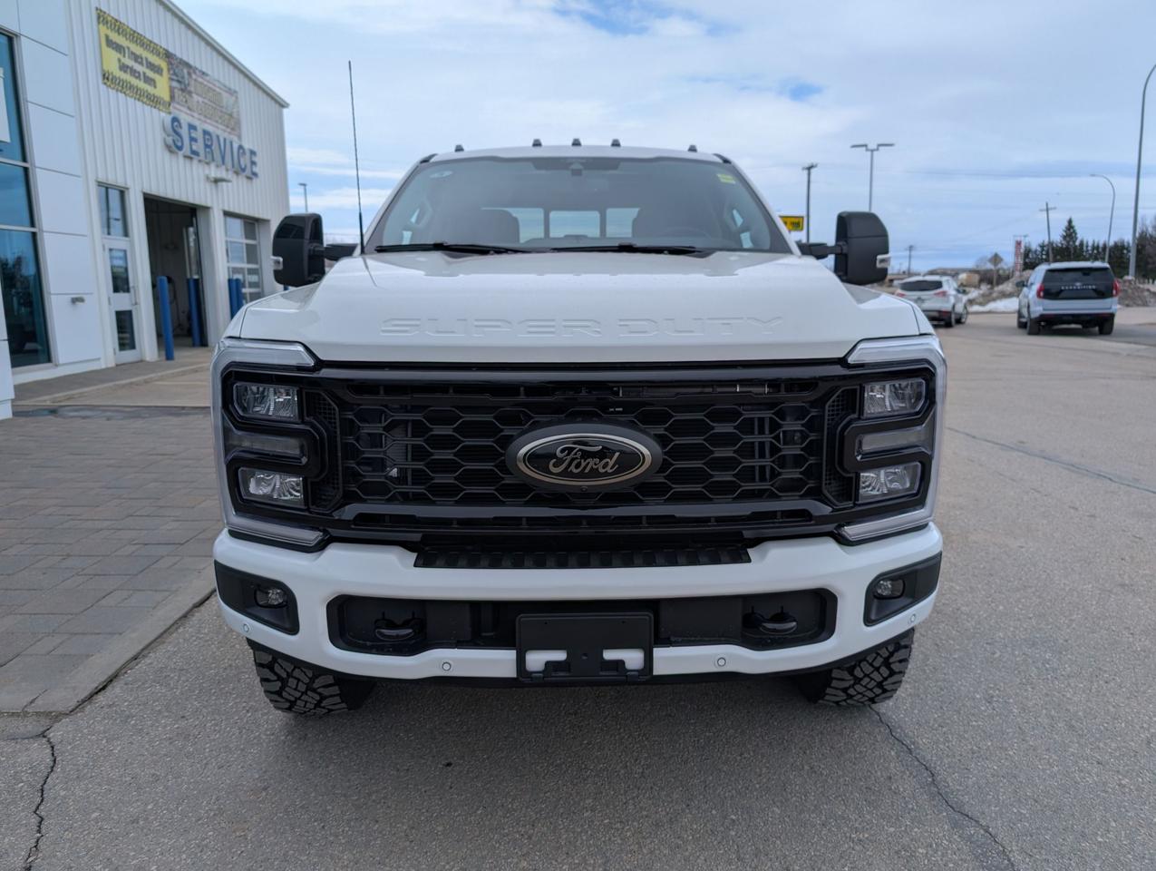 2026 Ford F-350 Super Duty SRW Lariat Photo2