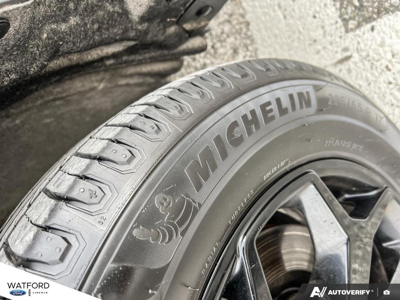 2022 Ford Maverick XLT AWD SuperCrew Photo