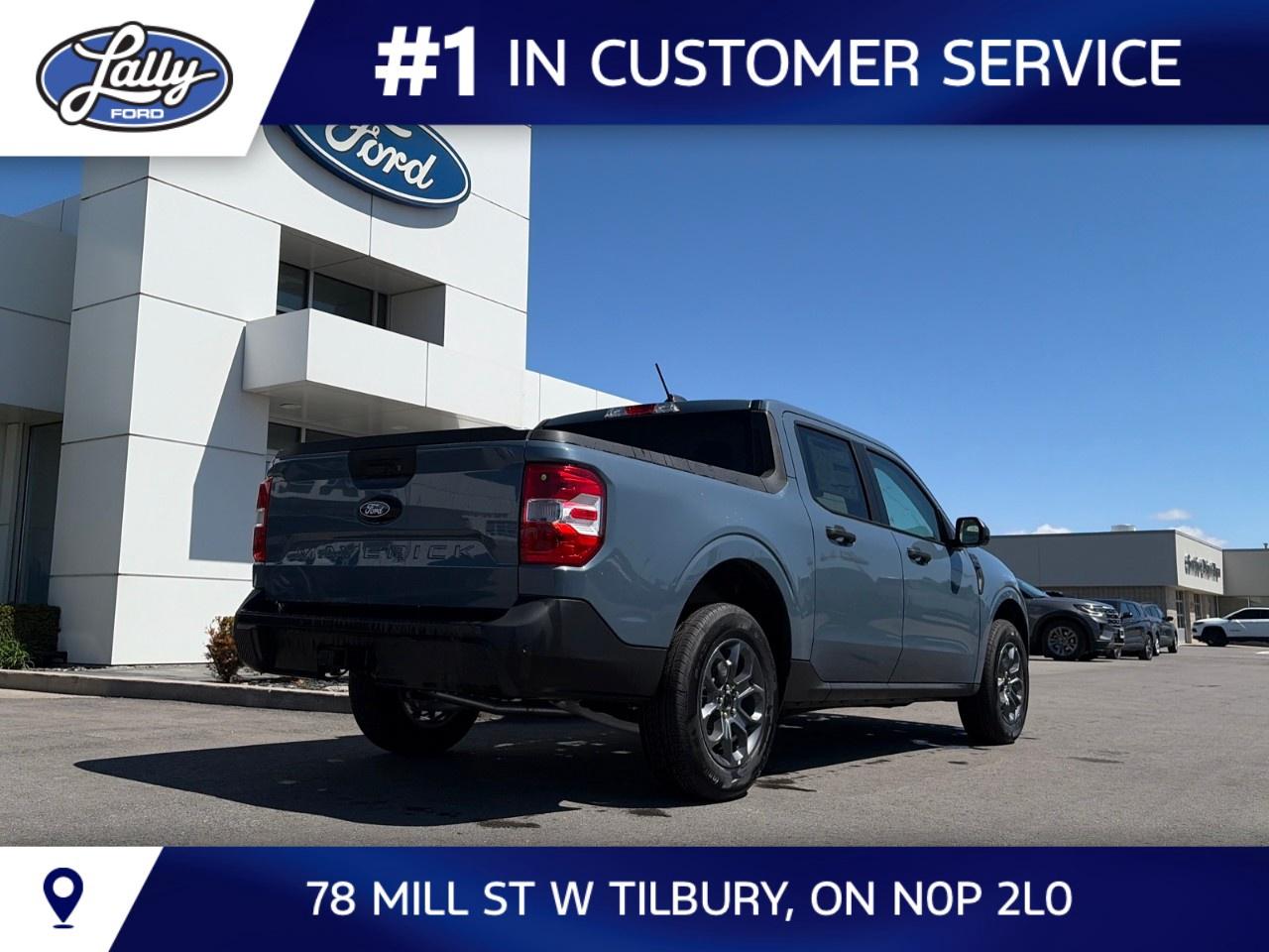 2026 Ford Maverick XLT AWD SuperCrew Photo2