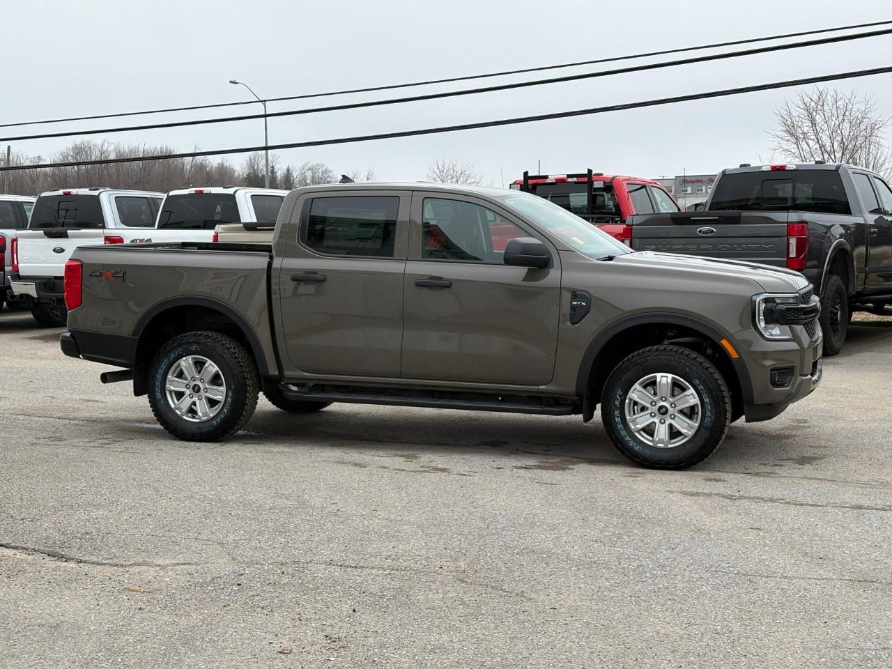 2026 Ford Ranger XL 4WD SuperCrew 5' Box Photo4