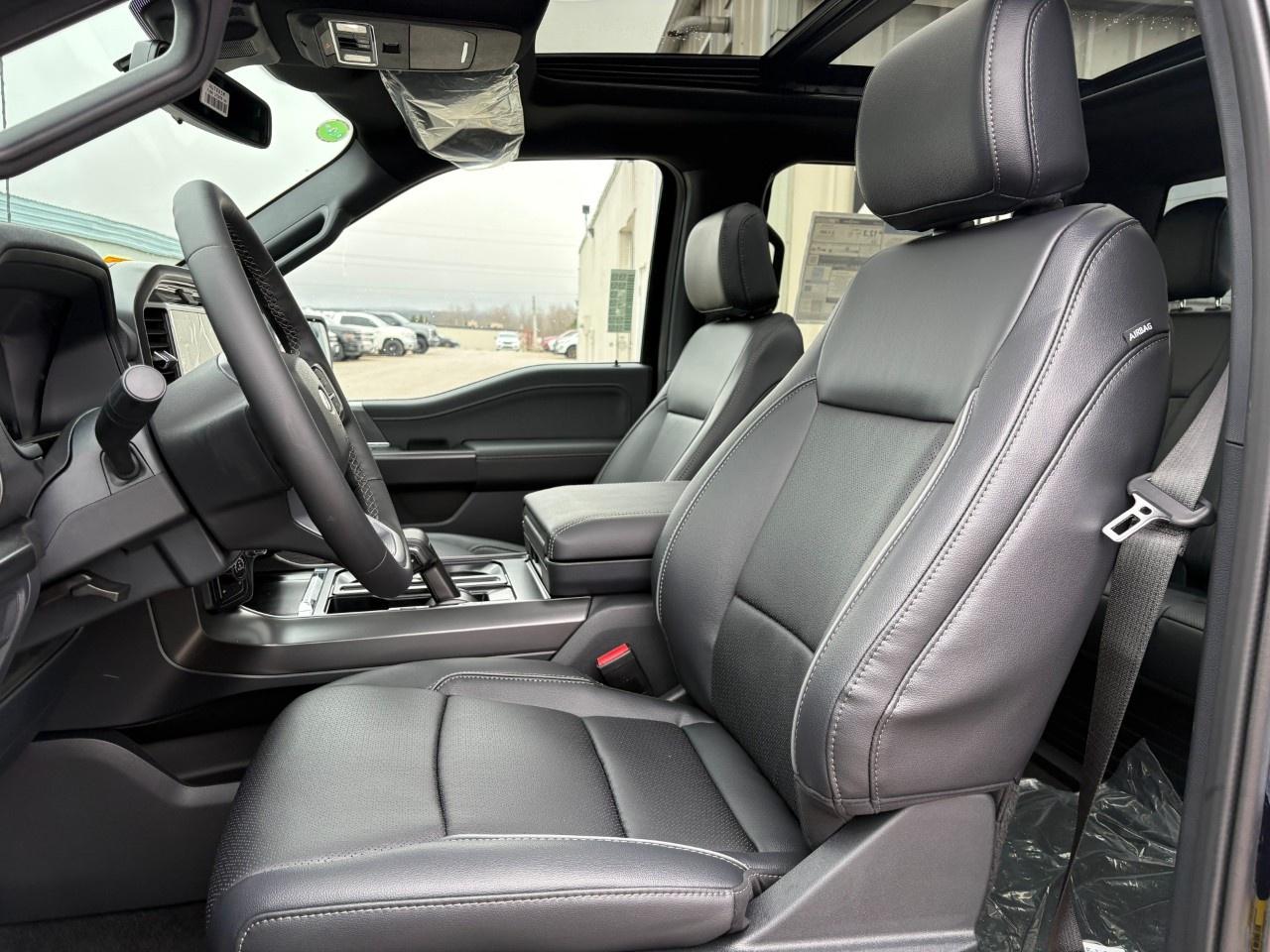 2026 Ford F-150 Lariat 4WD SuperCrew 5.5' Box Photo
