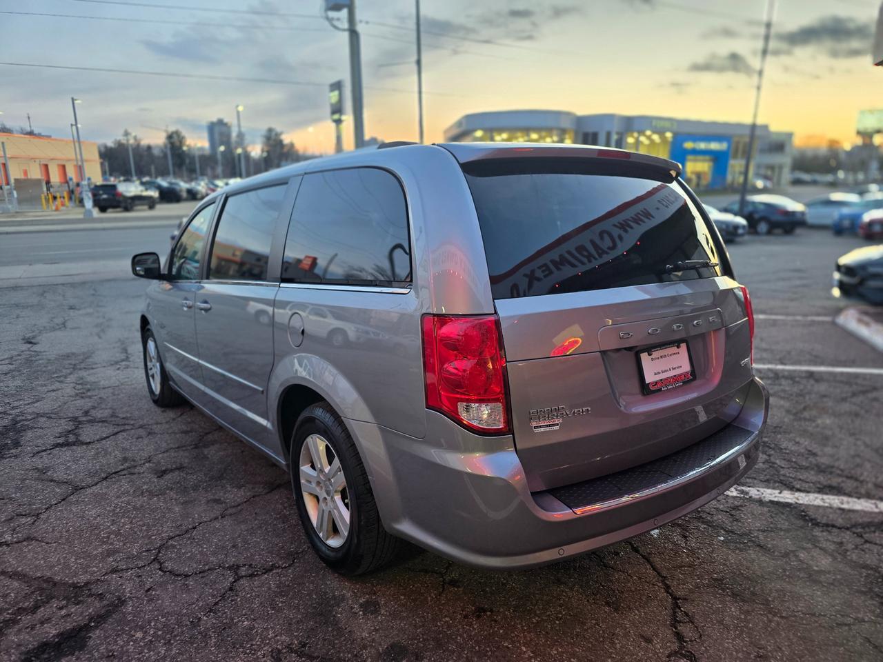 2017 Dodge Grand Caravan Crew Loaded | BSM | Leather | DVD | Heated Steering | Photo2
