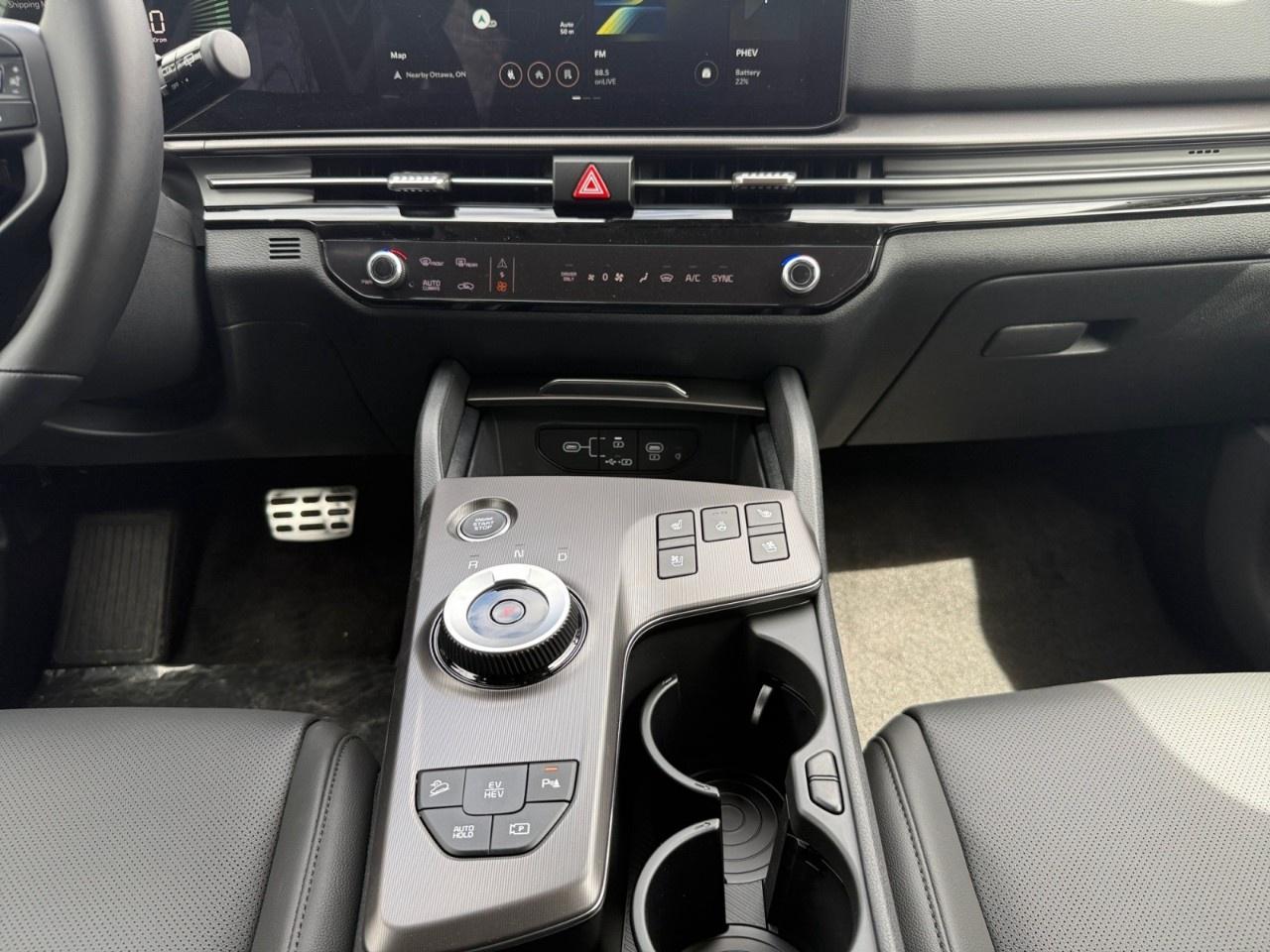 2026 Kia Sportage Plug-In Hybrid EX Premium AWD Photo