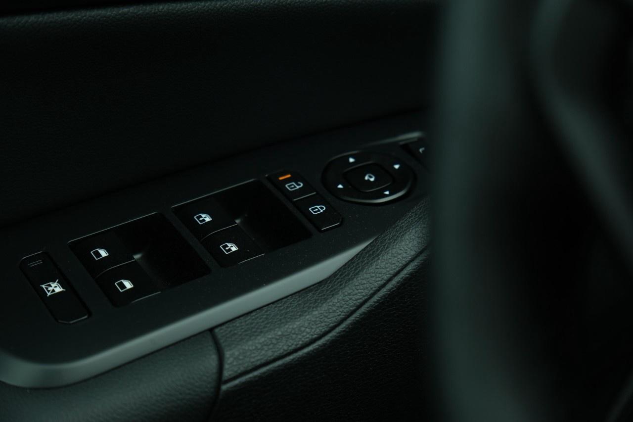2026 Kia Sportage Plug-In Hybrid EX Premium AWD Photo