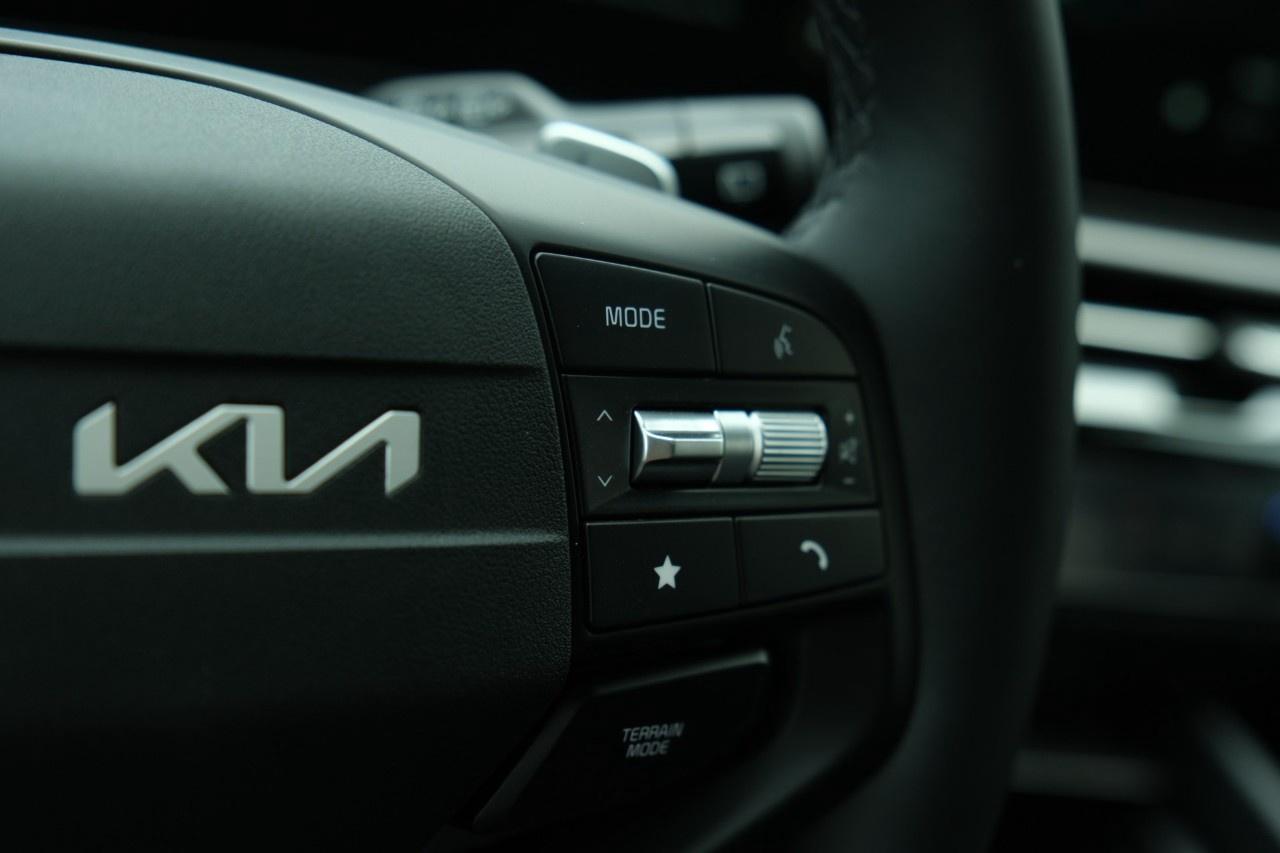 2026 Kia Sportage Plug-In Hybrid EX Premium AWD Photo
