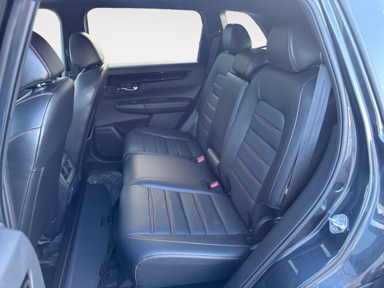 2023 Honda CR-V Hybrid Touring AWD Photo