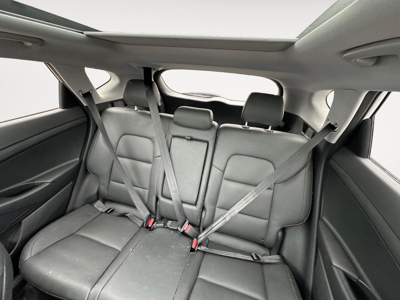 2021 Hyundai Tucson URBAN EDITION AWD Photo