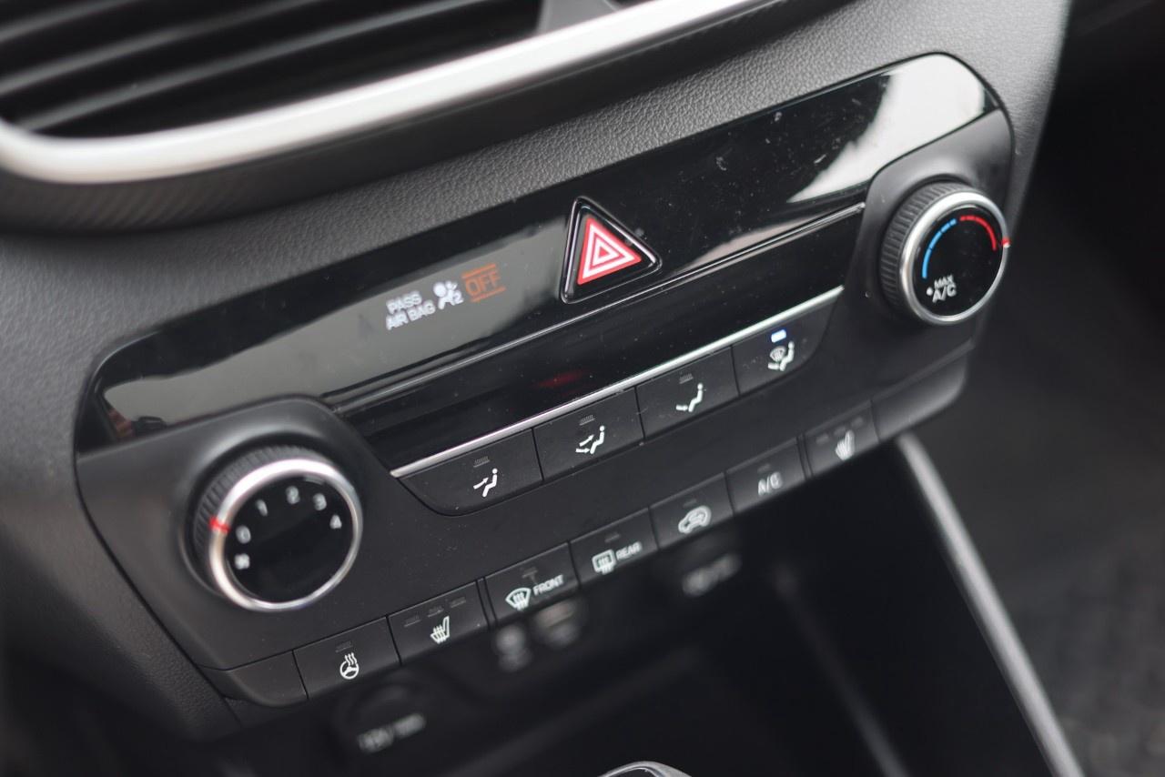 2021 Hyundai Tucson URBAN EDITION AWD Photo