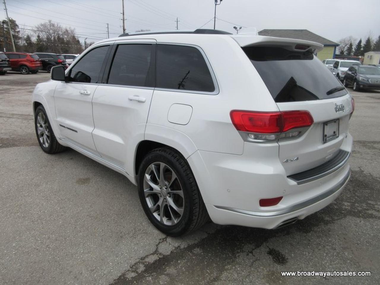 2020 Jeep Grand Cherokee LOADED SUMMIT-PACKAGE 5 PASSENGER 5.7L - V8.. 4X4.. NAVIGATION.. PANORAMIC SUNROOF.. LEATHER.. HEATED SEATS.. ECO & SPORT MODE.. Photo