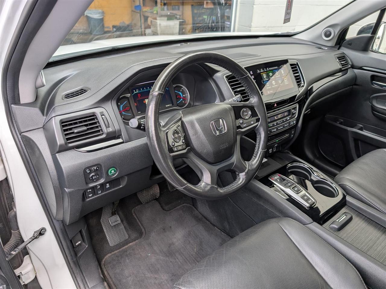 2022 Honda Pilot TOURING AWD - 7 PASS - NAVI - PANO ROOF - DVD Photo