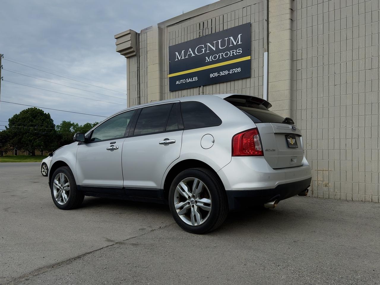 2011 Ford Edge SEL - NO ACCIDENTS - DEALER SERVICED Photo