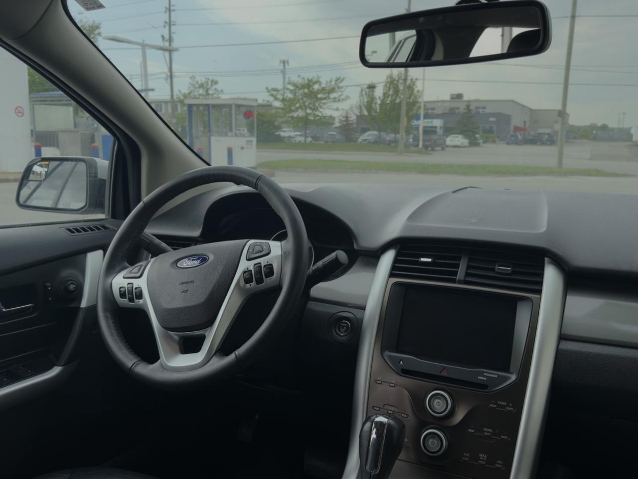 2011 Ford Edge SEL - NO ACCIDENTS - DEALER SERVICED Photo