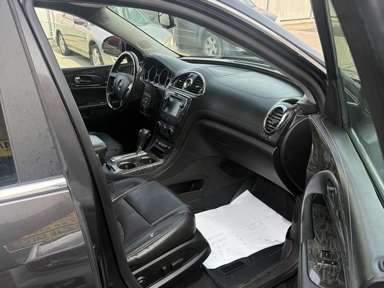 2014 Buick Enclave - NO ACCIDENTS - ONE OWNER Photo