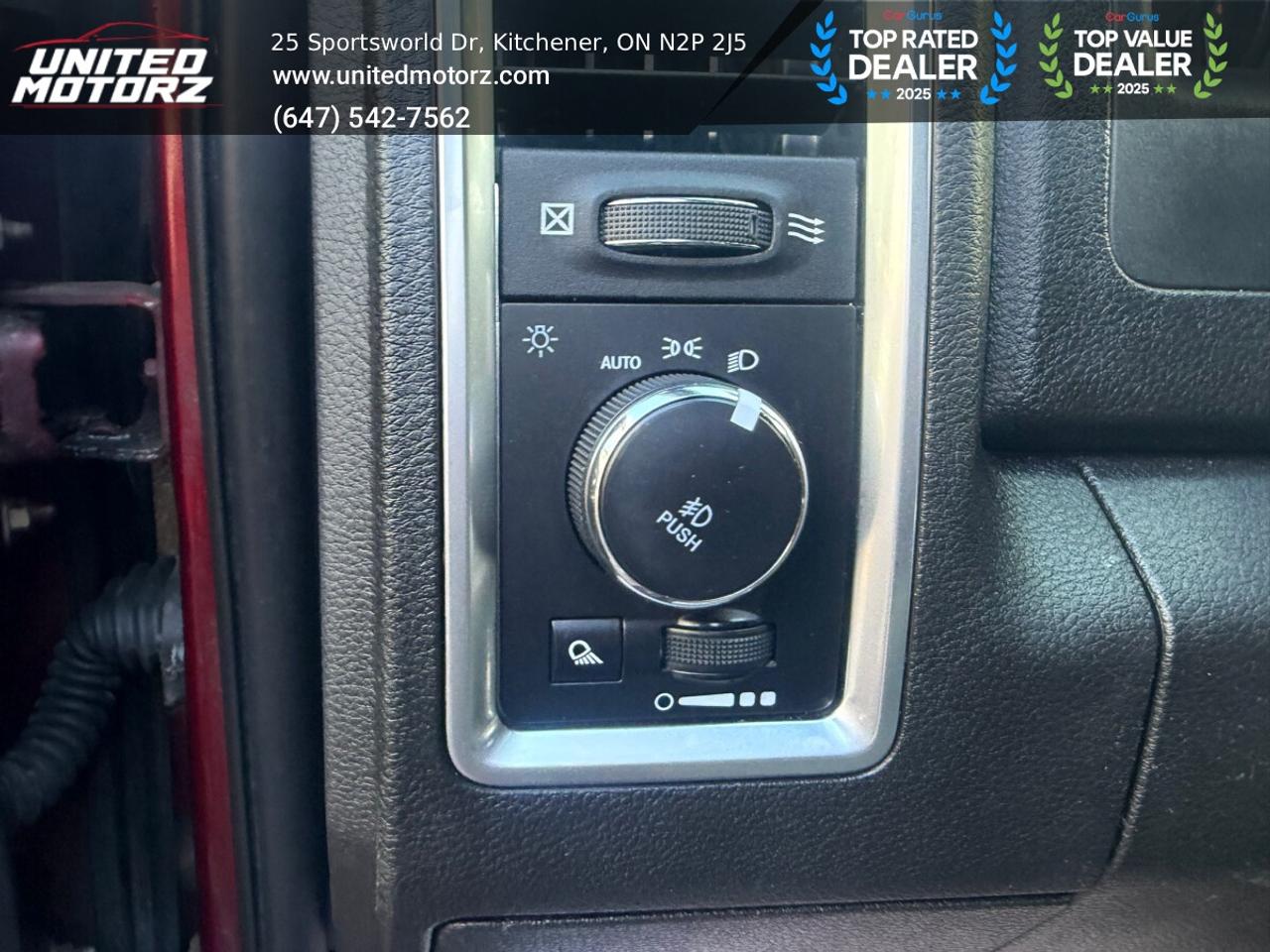2021 RAM 1500 Classic Warlock Crew Cab 4WD~ONE OWNER~NO ACCIDE Photo