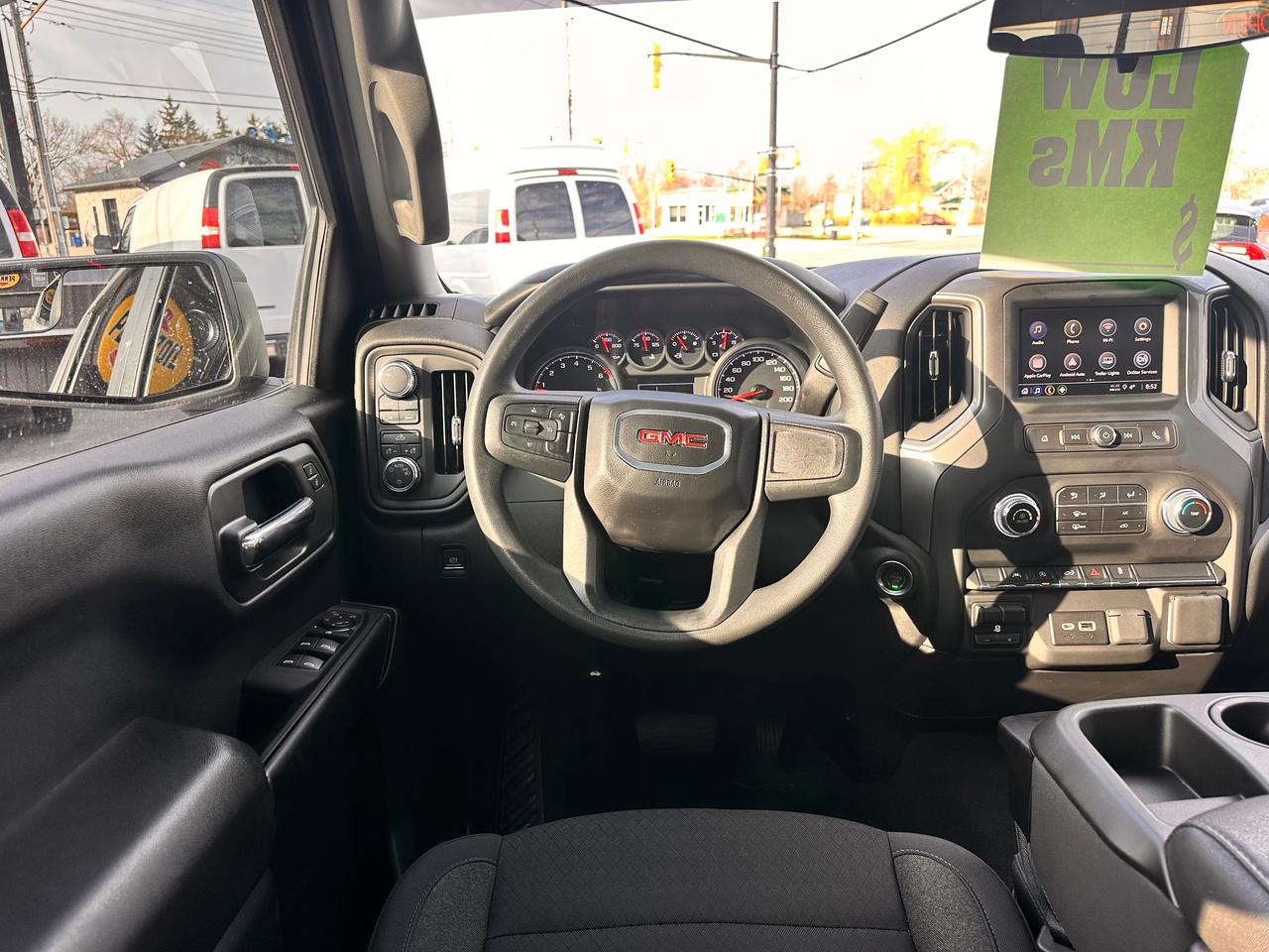 2024 GMC Sierra 1500 PRO Photo