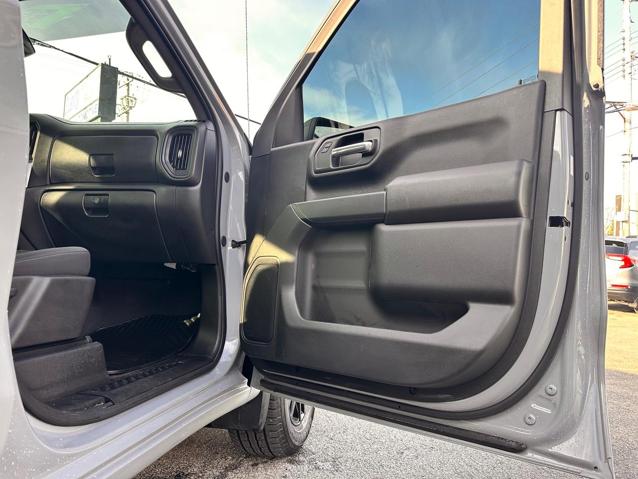 2024 GMC Sierra 1500 PRO Photo