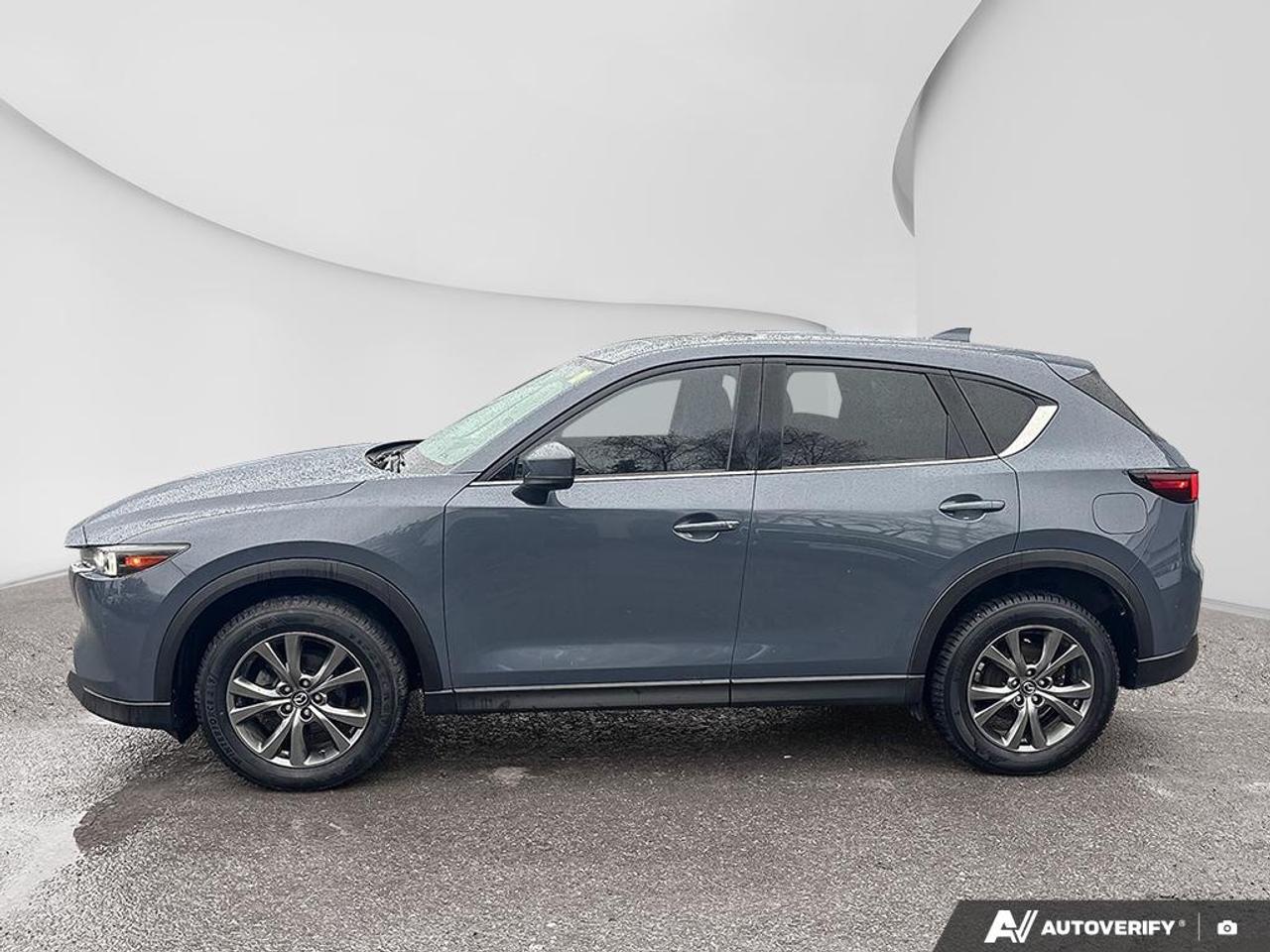 2022 Mazda CX-5 GT  -  Cooled Seats -  Leather Seats Photo