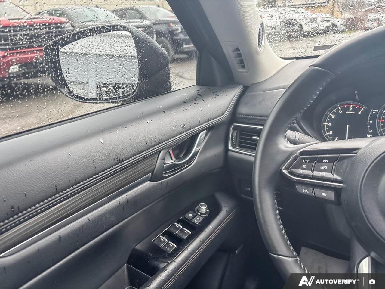 2022 Mazda CX-5 GT  -  Cooled Seats -  Leather Seats Photo
