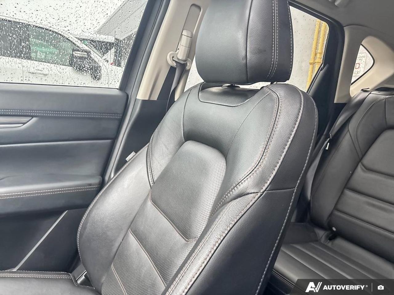 2022 Mazda CX-5 GT  -  Cooled Seats -  Leather Seats Photo