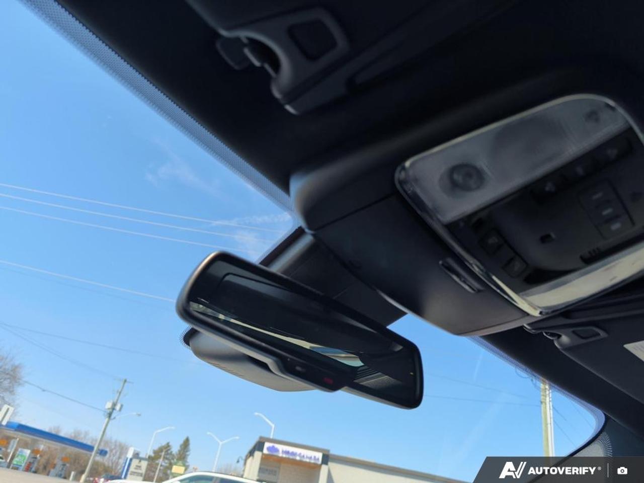 2022 Dodge Charger R/T  - Android Auto -  Apple CarPlay Photo