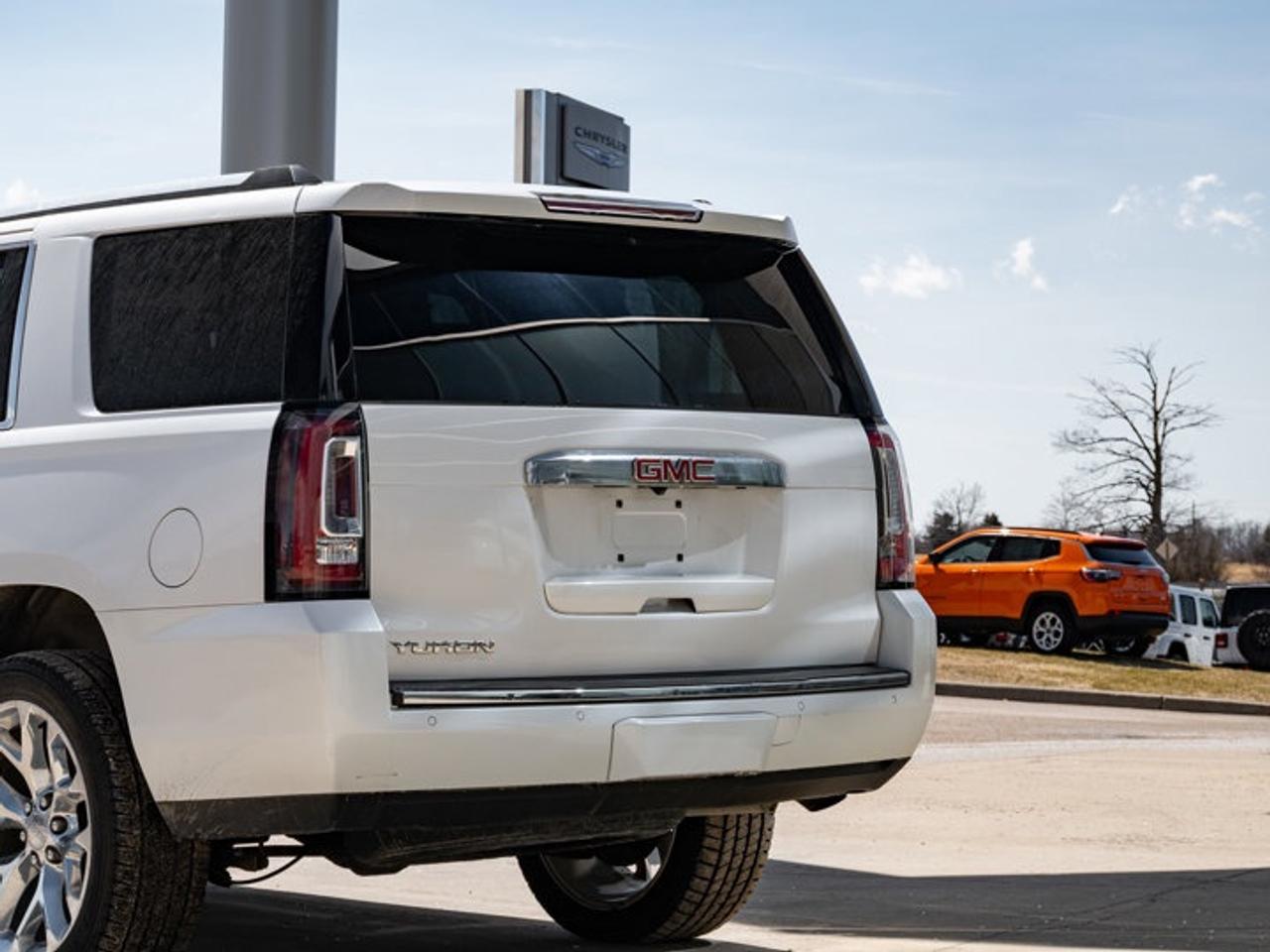2020 GMC Yukon Denali Photo