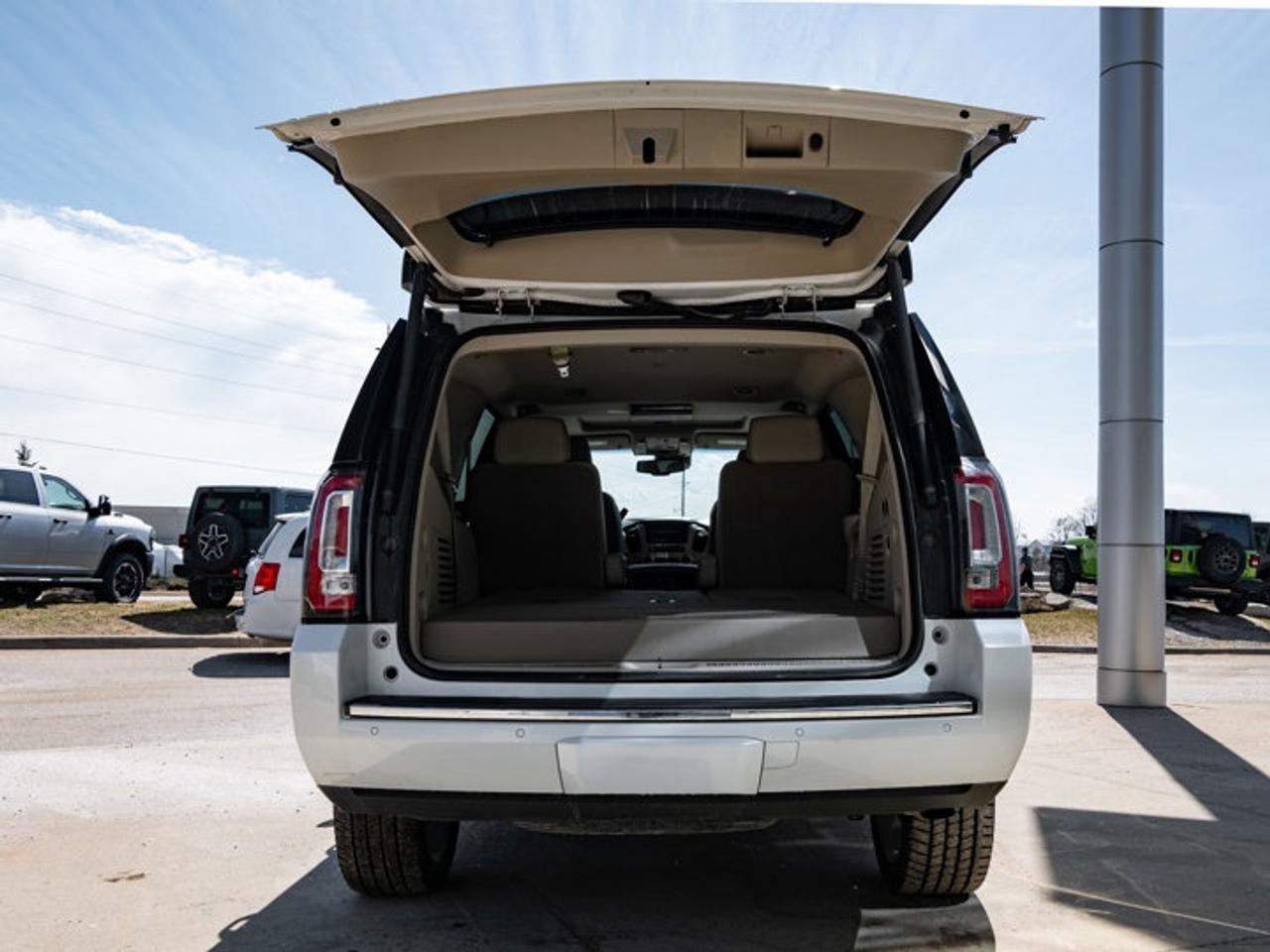 2020 GMC Yukon Denali Photo